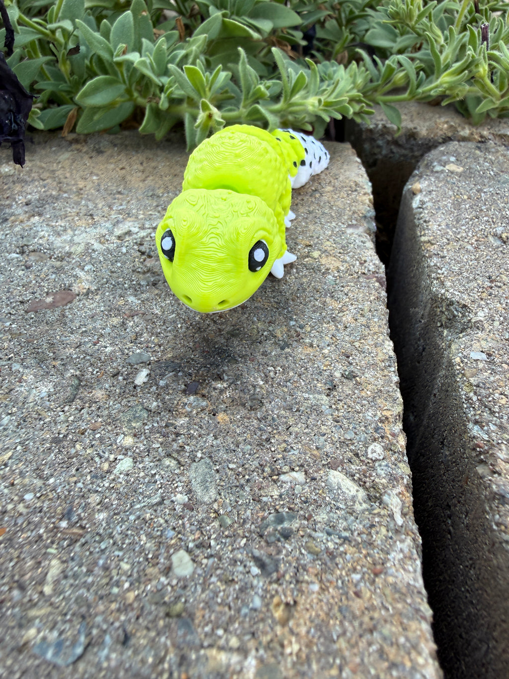 Articulated Leopard Gecko Keychain, 3D Printed Reptile Toy, Custom Color Lizard Fidget
