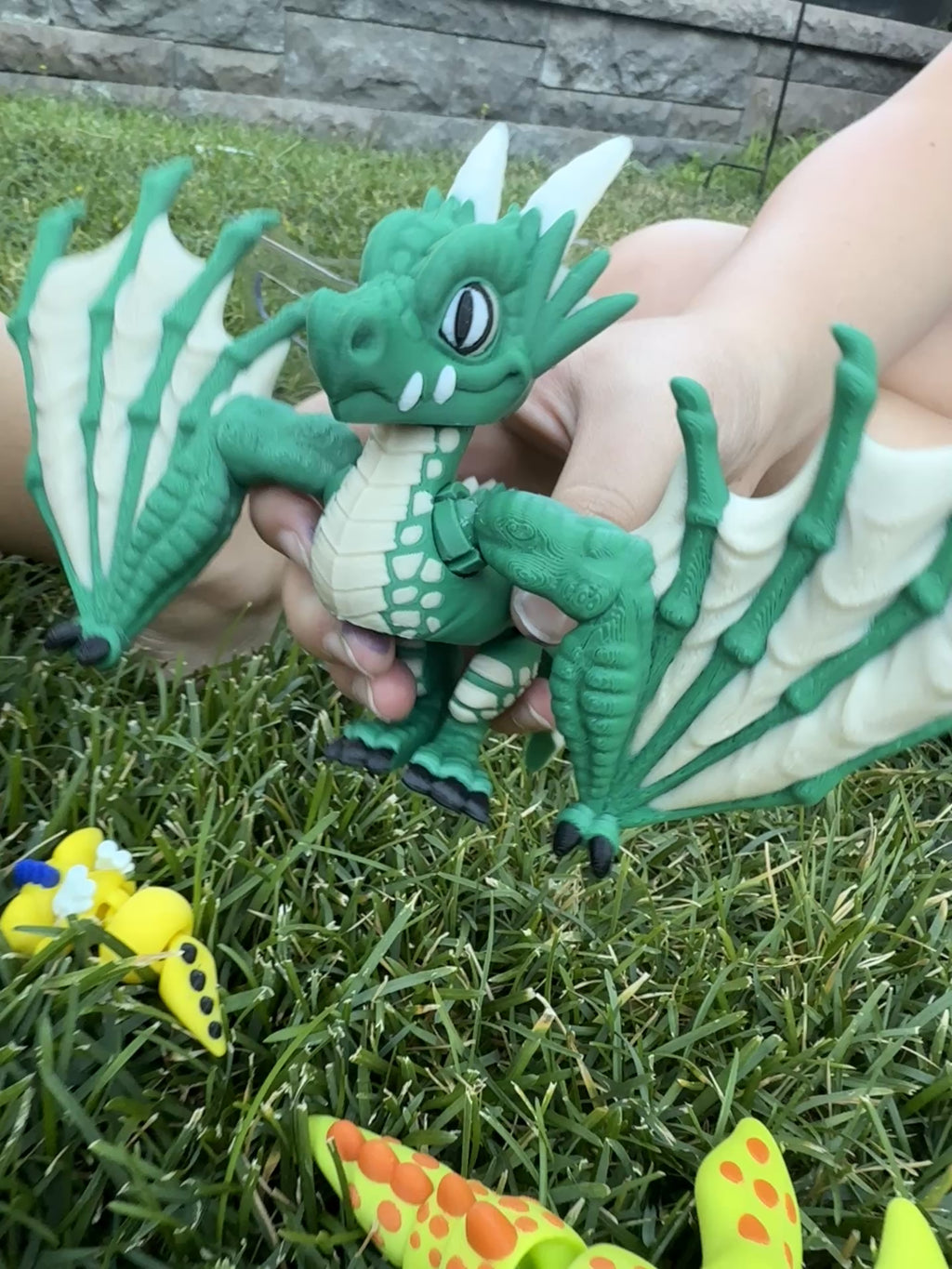 No, it's not a dragon, its a Wyvern. And it is 3D Printed.